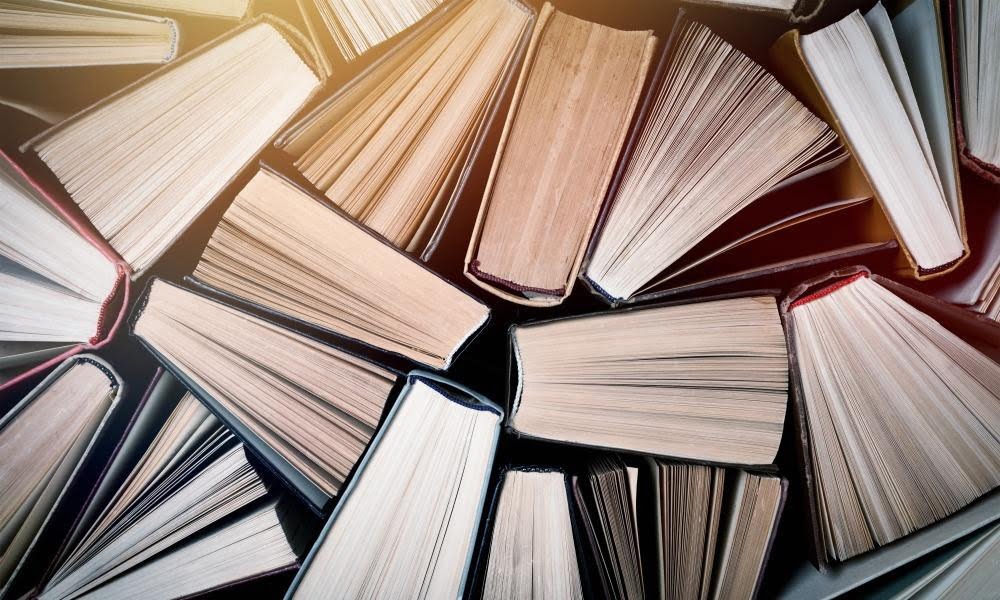 Muitos livros reunidos no Dia Mundial do Livro e do Direito do Autor